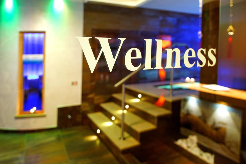 Hotel La Maison Wellness & Spa Alleghe Exteriör bild