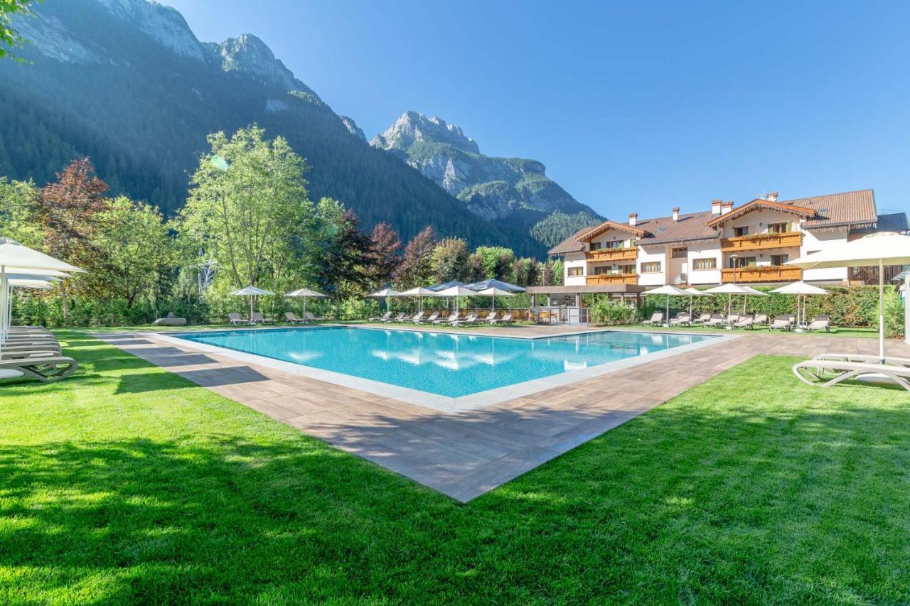 Hotel La Maison Wellness & Spa Alleghe Exteriör bild